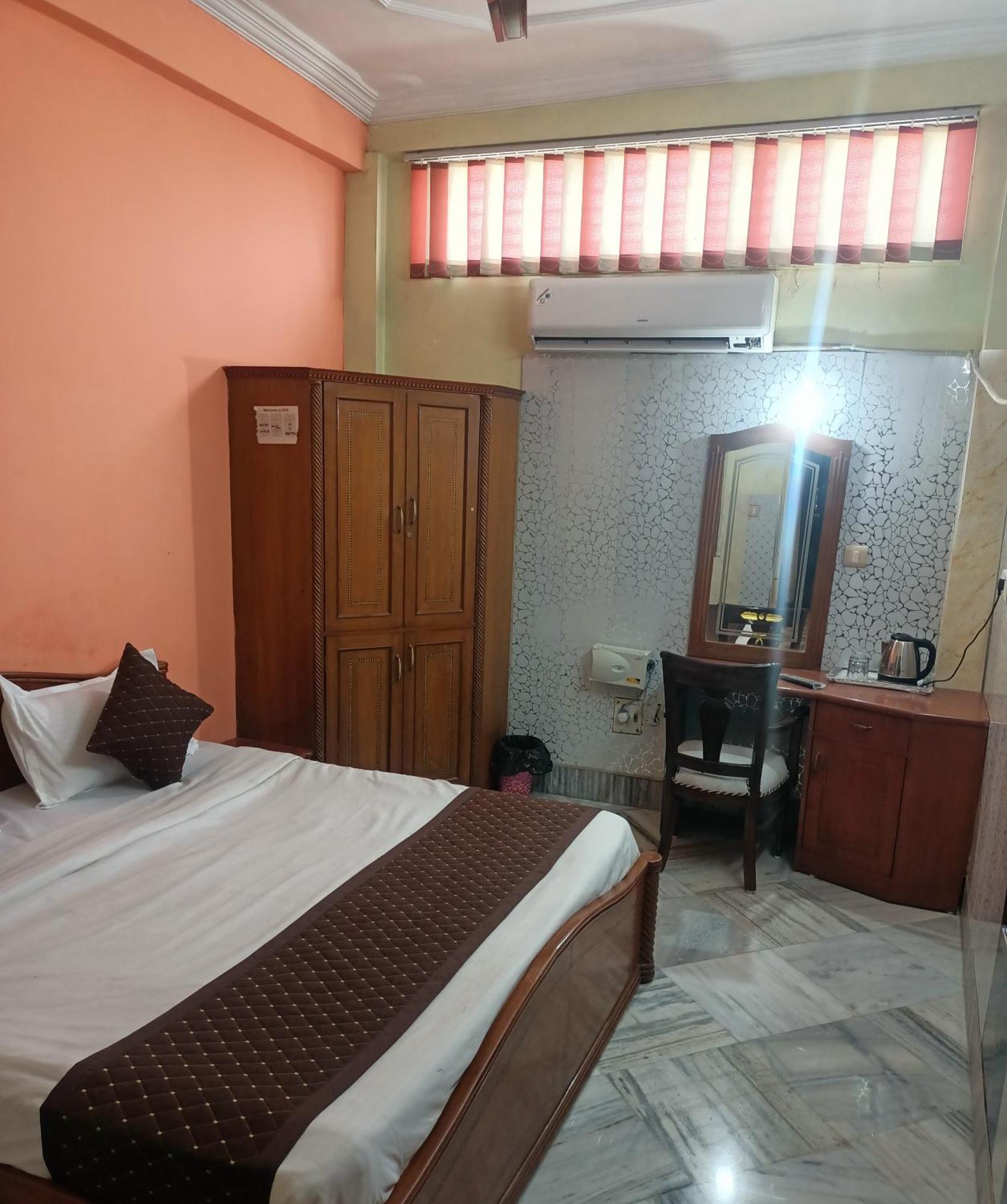 Hotel Riz Varanasi Exterior foto